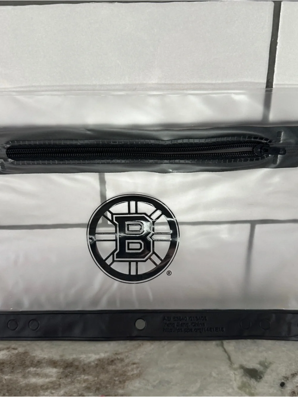 Boston Bruins Logo Pencil Set with Pouch - Black & White